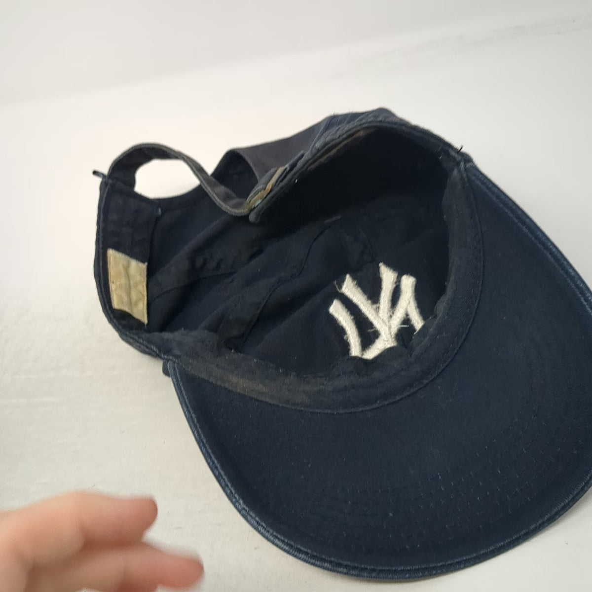 New York Yankees MLB Fan Favorite Baseball Cap Blue One Size Embroidered Hat