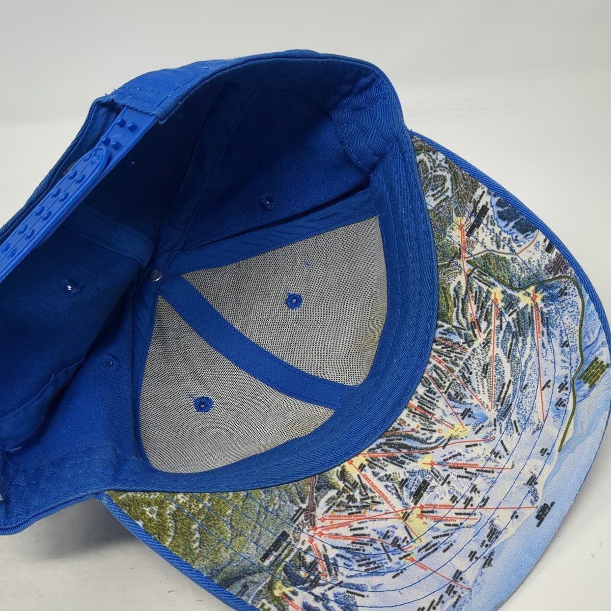 Mammoth Mountain Snapback Hat Blue One Size Ski Trail Map Crown Logo Graphic