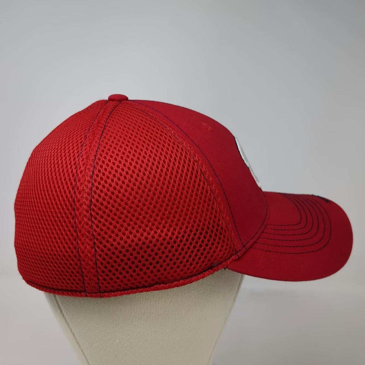 New Era Washington Nationals MLB Baseball Cap Red White Blue M 39THIRTY Mesh Hat