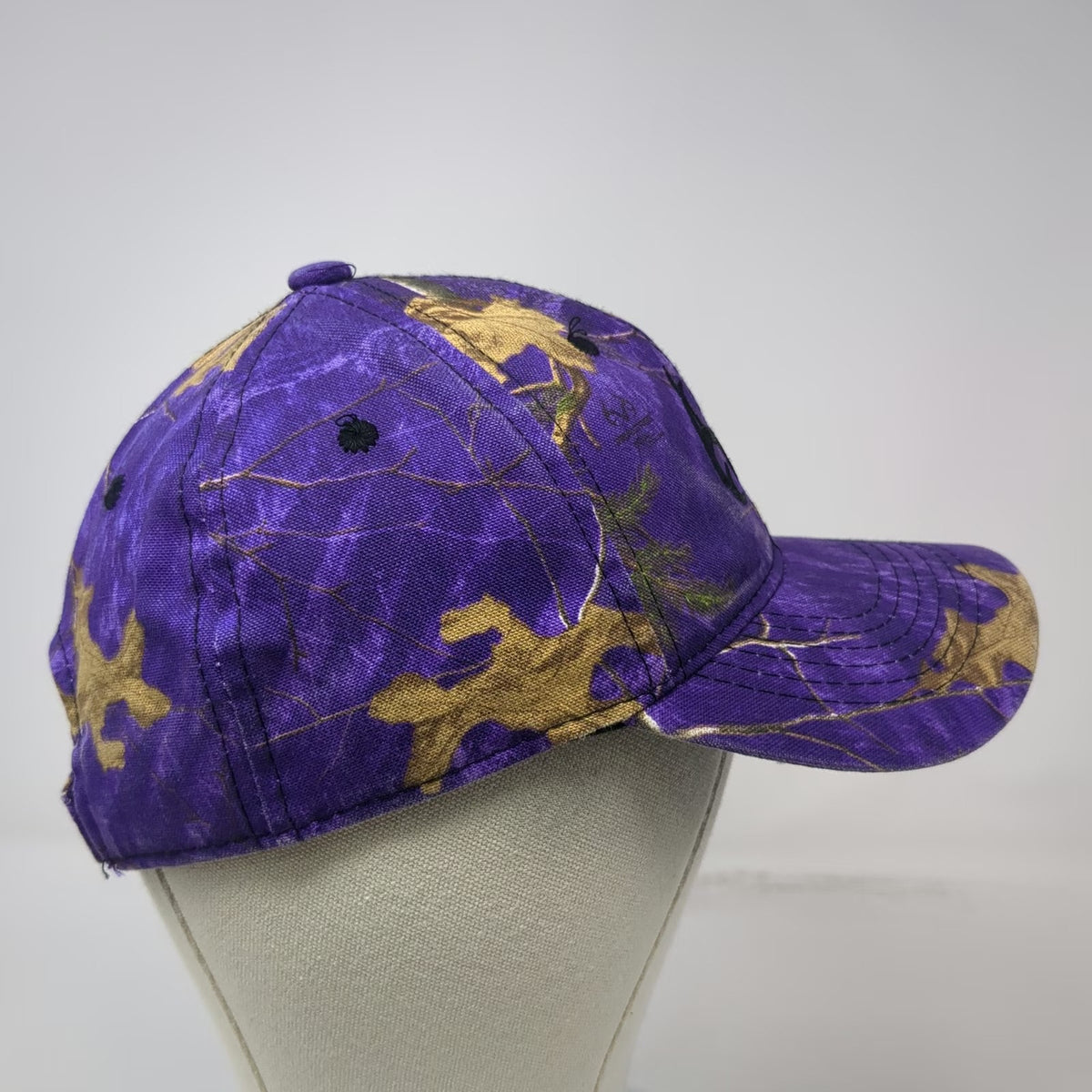 Realtree Antler Purple Camo Baseball Cap One Size Hat Strapback Hunting Logo