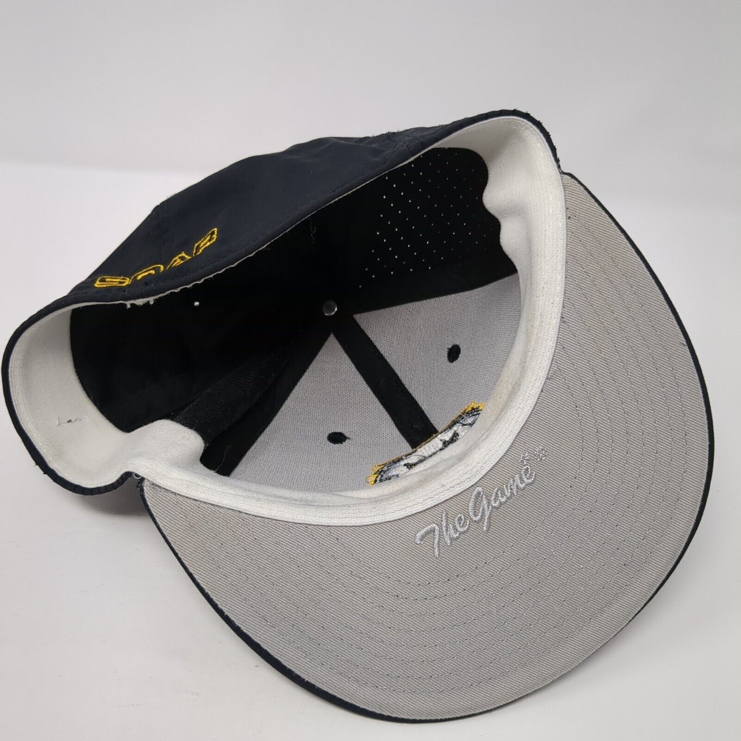 Golden Eagle Soar Fitted Hat Black Medium Embroidered 6 Panel The Game