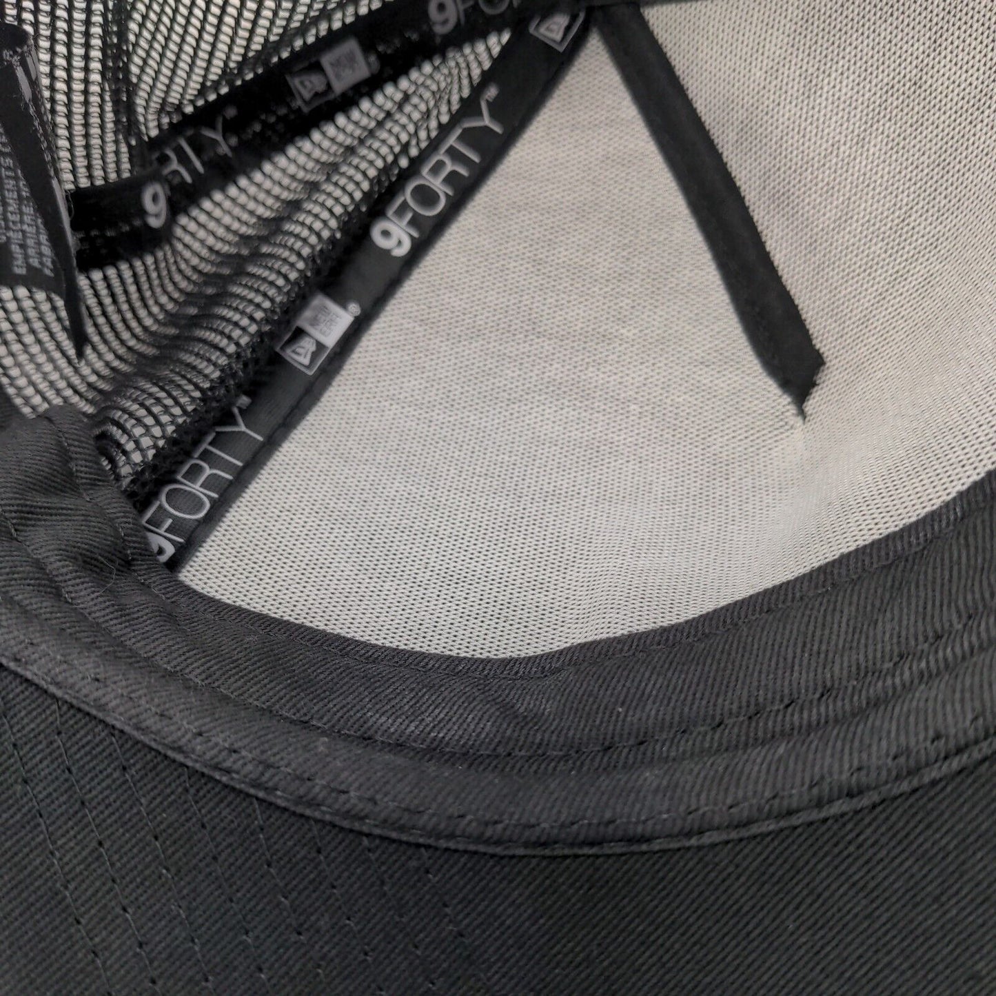 North Shore Lodge Warm Lake ID Snapback Trucker Hat Camouflage OSFM New Era