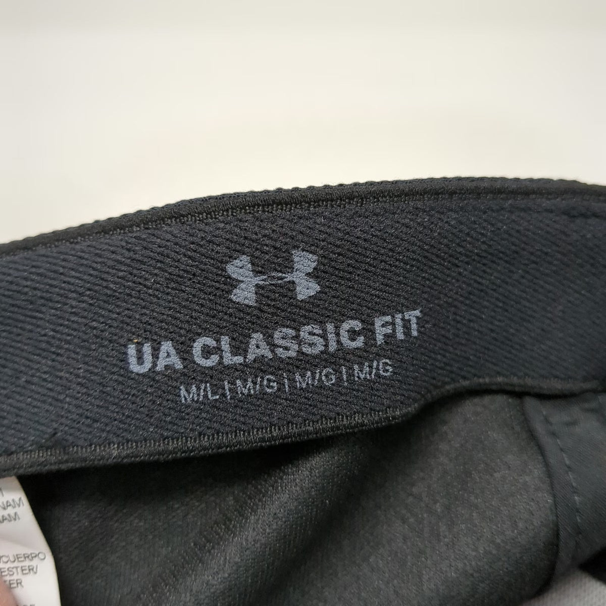 Under Armour Baseball Cap Black L Stretch Fit Embroidered Tonal Logo Hat Classic