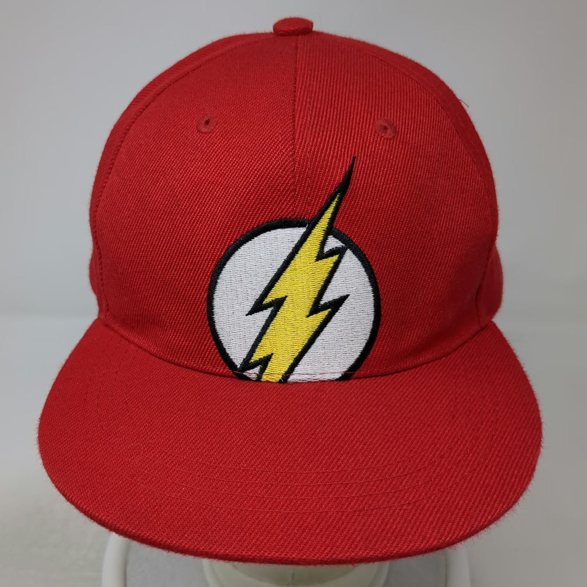 Six Flags Snapback Hat Red OSFM The Flash DC Comics Lightning Bolt Adjustable