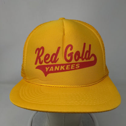 Speedway Men's Snapback Mesh Back Hat Yellow OSFA Graphic Red Gold Yankees Logo
