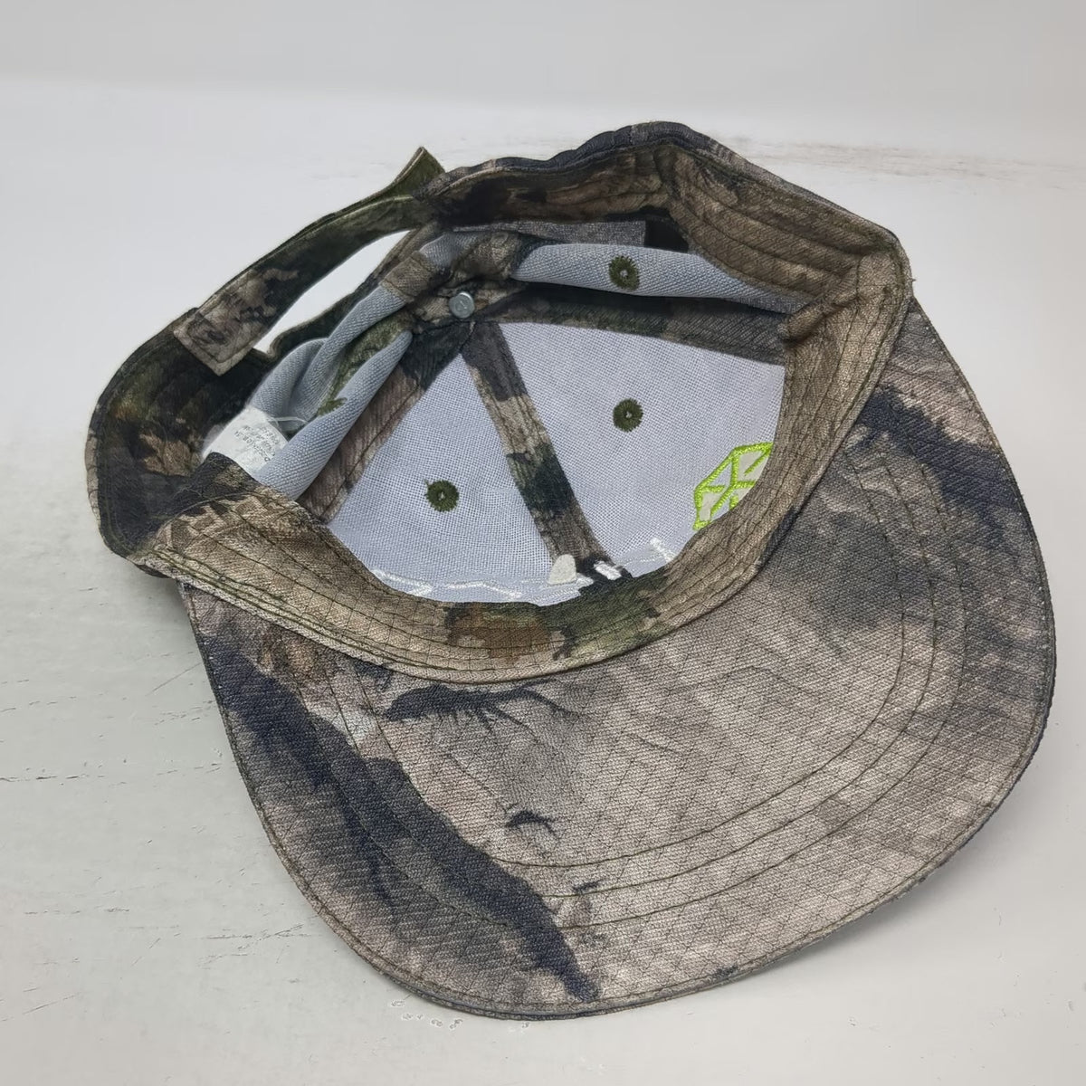 HECS Baseball Cap Gray Camo One Size Embroidered Stealthscreen Hunting Hat