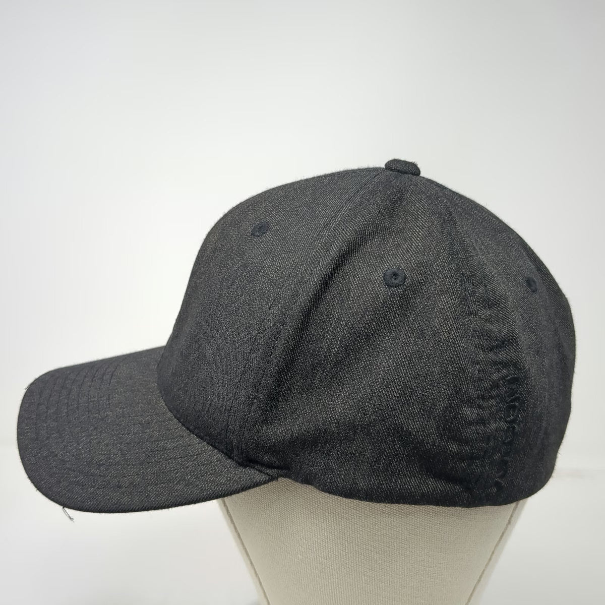 Volcom Baseball Cap Black XL Hat Flexfit Embroidered Logo Stone Curved Brim