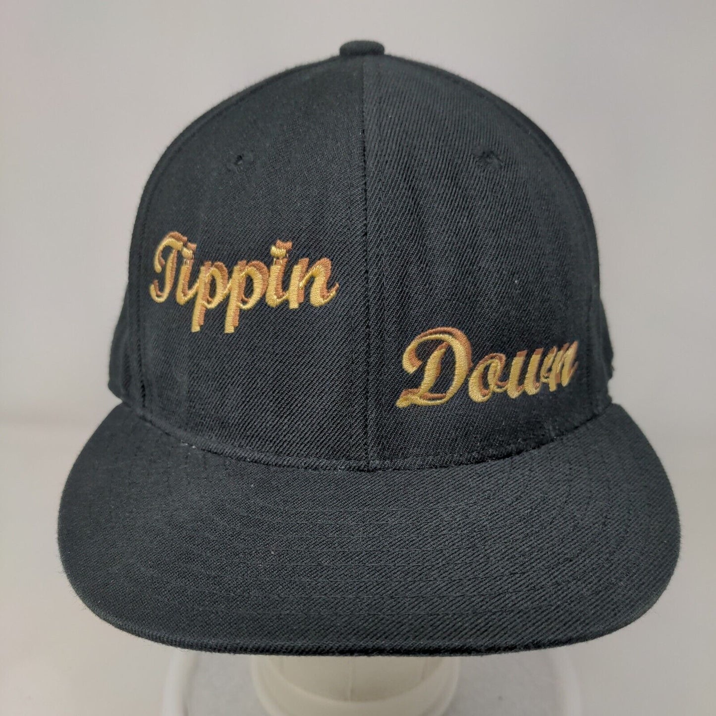 Tippin Down 40 Fitted Hat Black Size 7 3/4 Lightweight Embroidered 6 Panel Lids