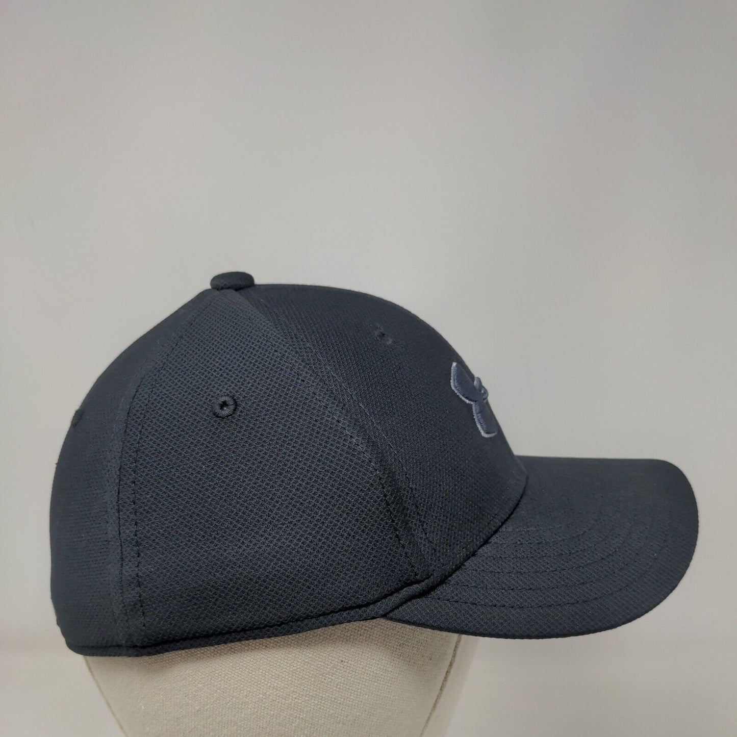Under Armour Fitted Hat Black Youth XS/S Classic Fit Embroidered 6 Panel