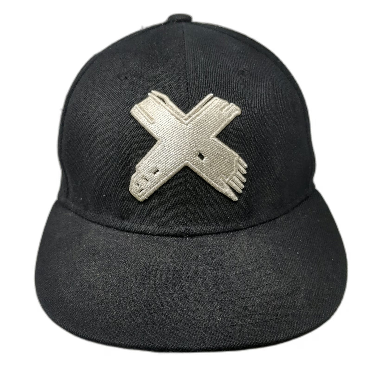 Quanhaigou Snapback Black One Size Flat Brim Embroidered X Crossed Hands Hat