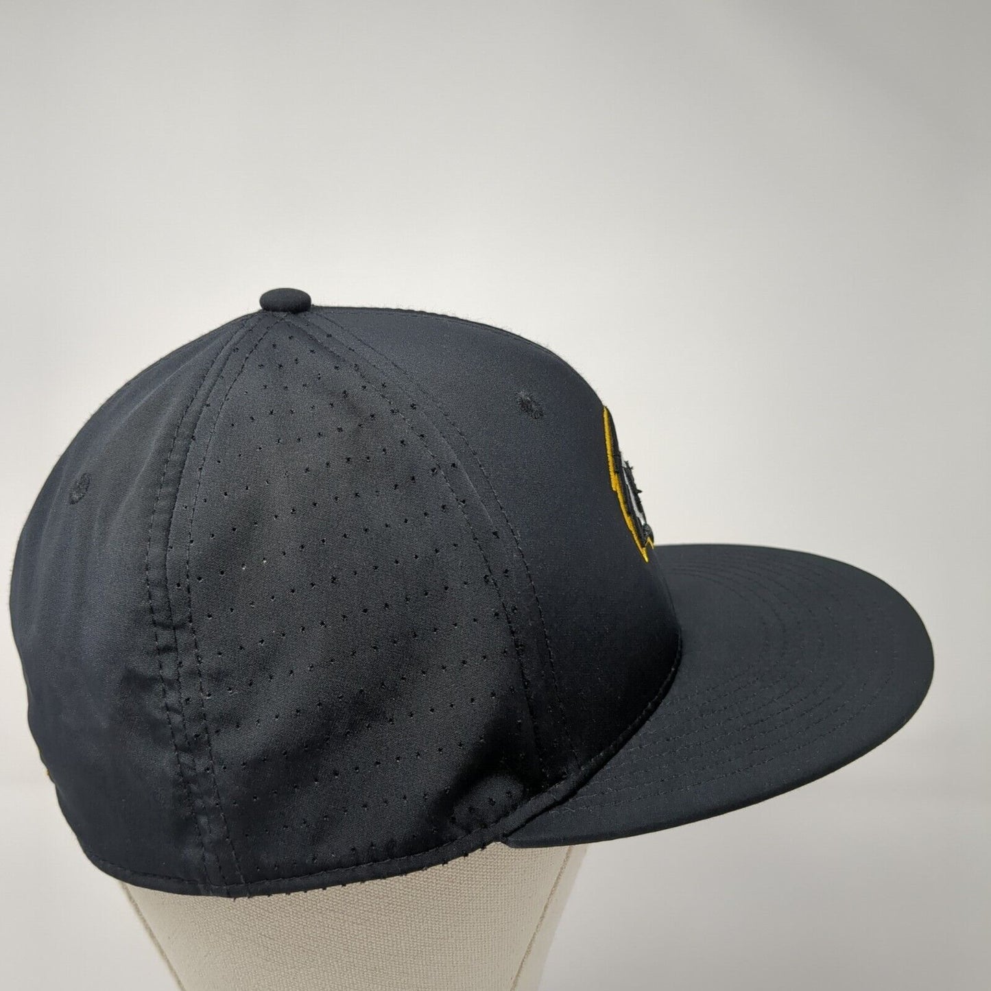 Golden Eagle Soar Fitted Hat Black Medium Embroidered 6 Panel The Game
