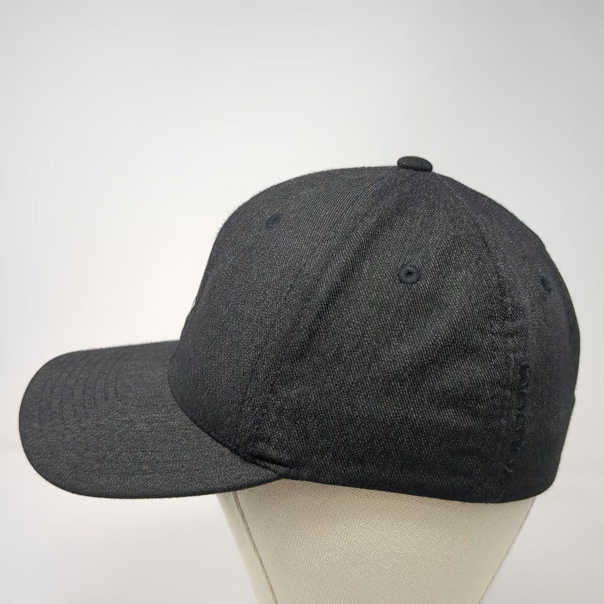 Volcom Baseball Cap Black M Flexfit Embroidered Stone Logo Stretch Fit Hat