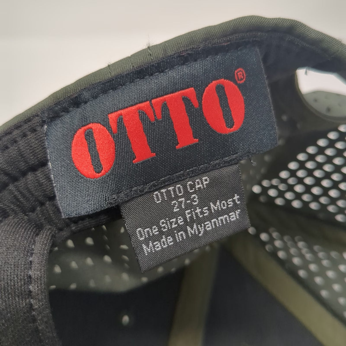 OTTO Trucker Hat Green One Size Perforated Snapback Elmore County Sportsmen