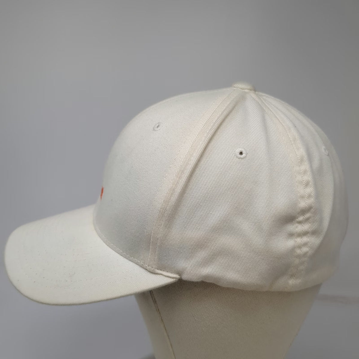 Flexfit Baseball Cap White XL Fitted Coldwater Paint Logo Cattails Hat Graphic