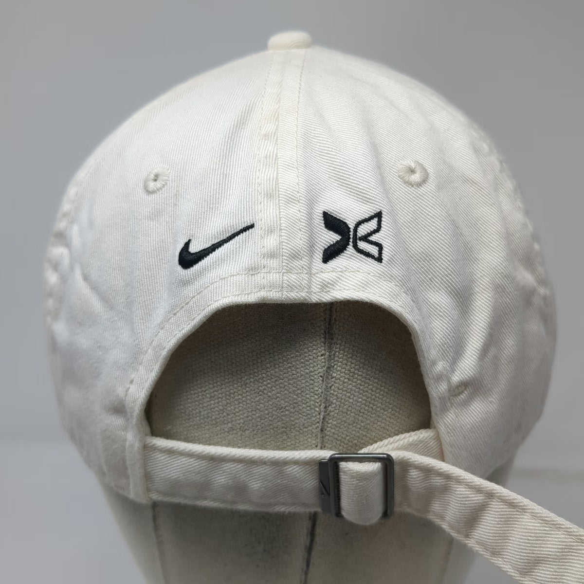 Nike Baseball Cap White L Everyone Watches Women's Sports Slideback Cotton Hat