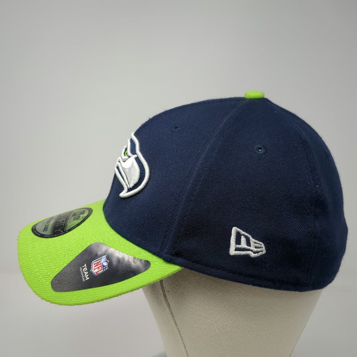 New Era NFL Seattle Seahawks Hat Blue Green L Cap 39THIRTY Stretch Fit Team Logo