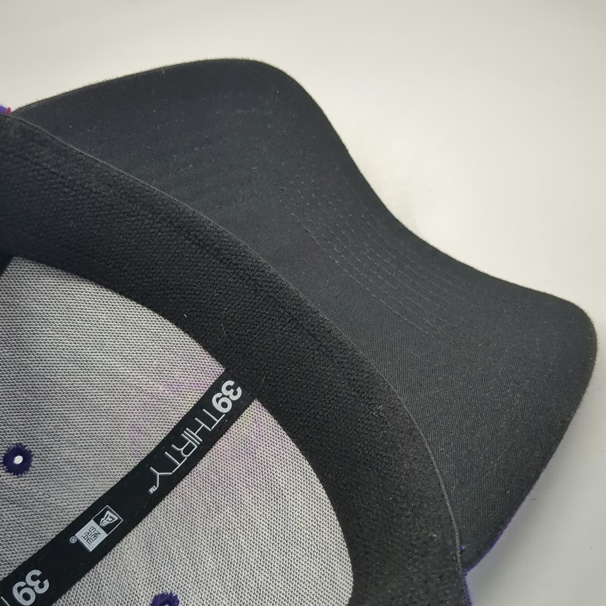 Colorado Rockies MLB New Era Baseball Cap Purple L 39THIRTY Stretch Fit Curved