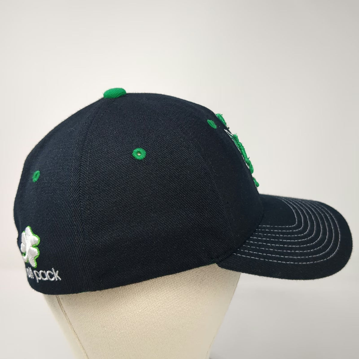 Zephyr Baseball Cap Black L Nevada Wolf Pack Shamrock Stretch Fit Fitted Hat