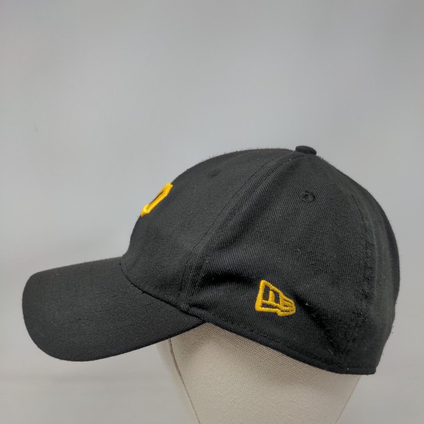 Pittsburgh Pirates Fitted Hat Black Size L/XL Embroidered MLB New Era 39Thirty