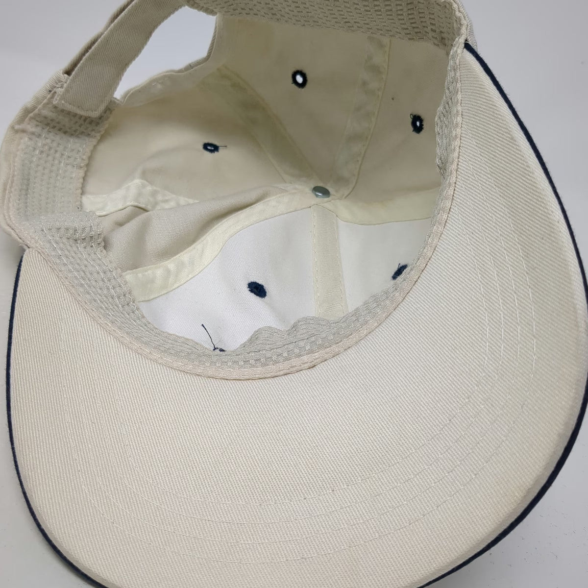 Crespo Pro Series Gloves Baseball Cap Beige Blue Red One Size Strapback Hat