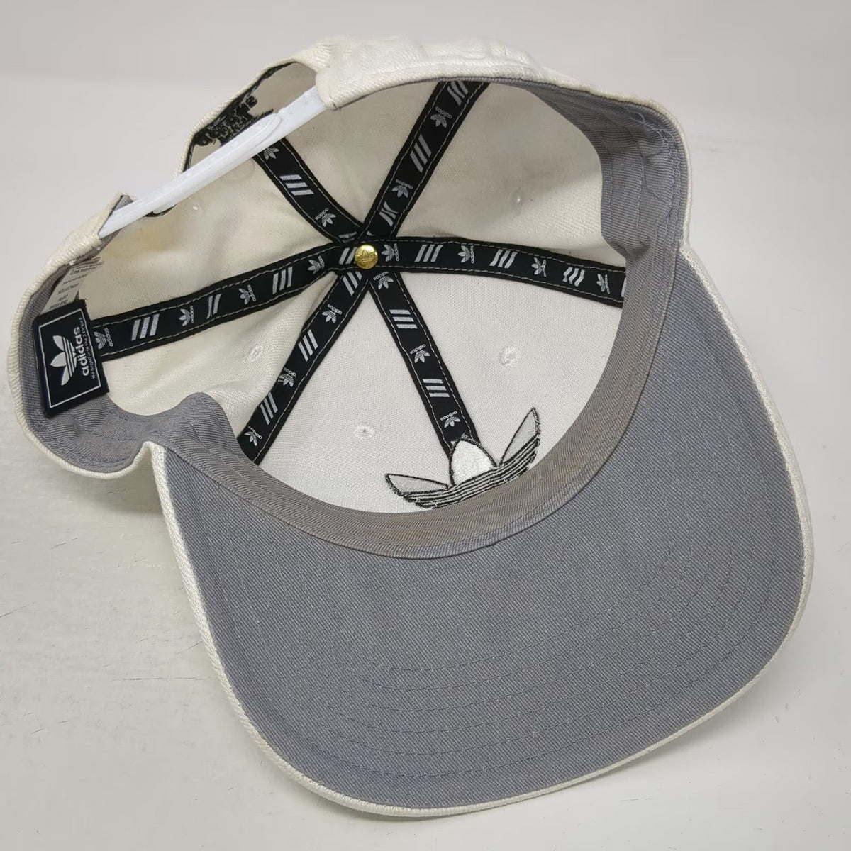 Adidas Baseball Cap White One Size Snapback Trefoil Logo Gray Underbrim Hat