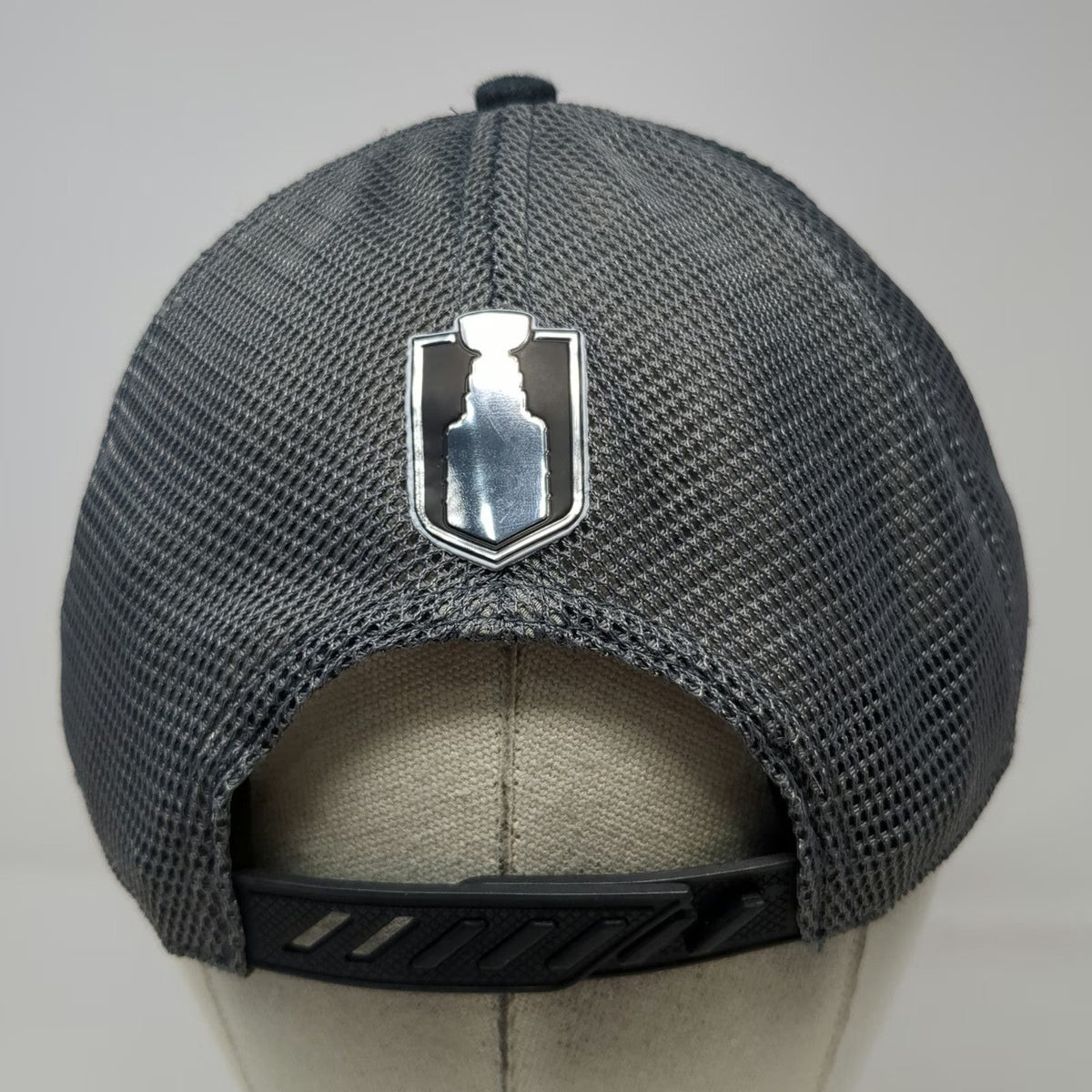 Vegas Golden Knights NHL Fanatics Gray One Size Trucker Hat Stanley Cup Champs