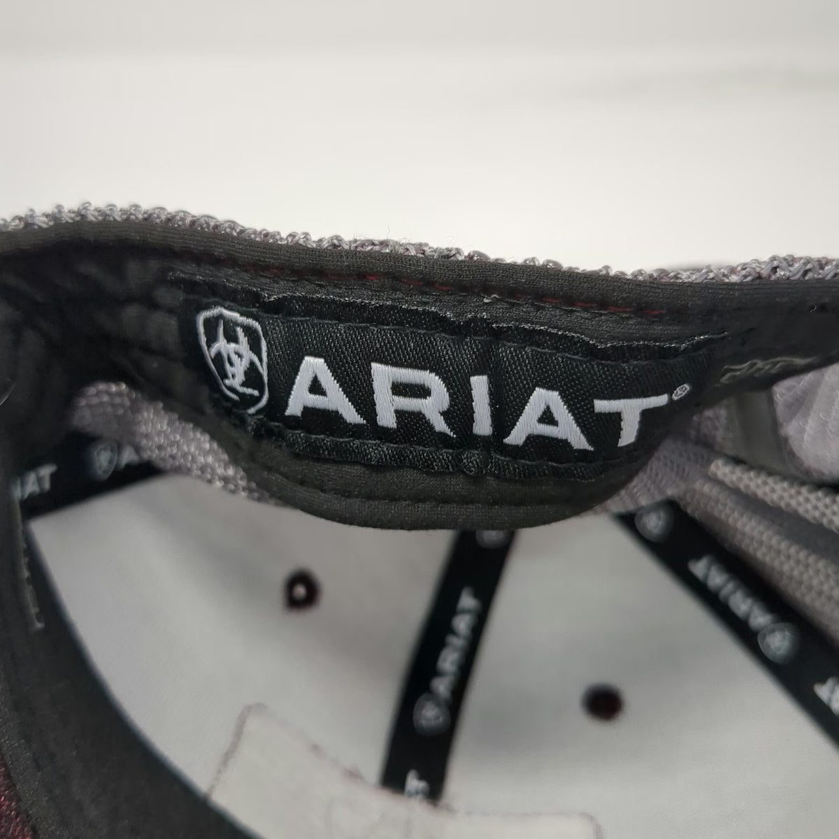Ariat Trucker Hat Red Gray One Size Mesh Back Patch Flexfit 110 Snapback Logo
