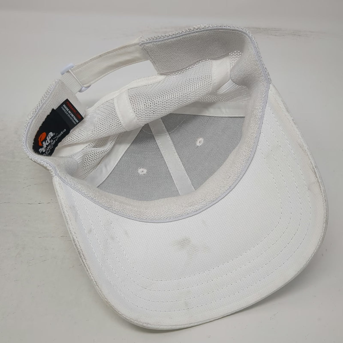 Pukka Baseball Cap White One Size Albertsons Boise Open Golf Mesh Slideback Hat