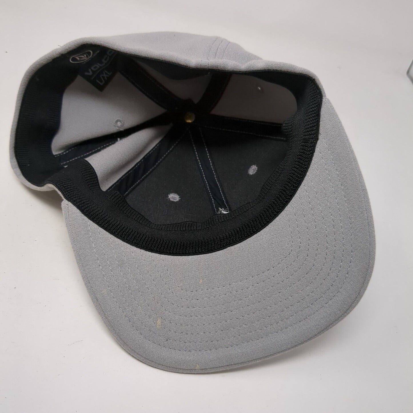 Volcom Stone Fitted Hat Gray L/XL Embroidered Solid 6 Panel Vent Holes