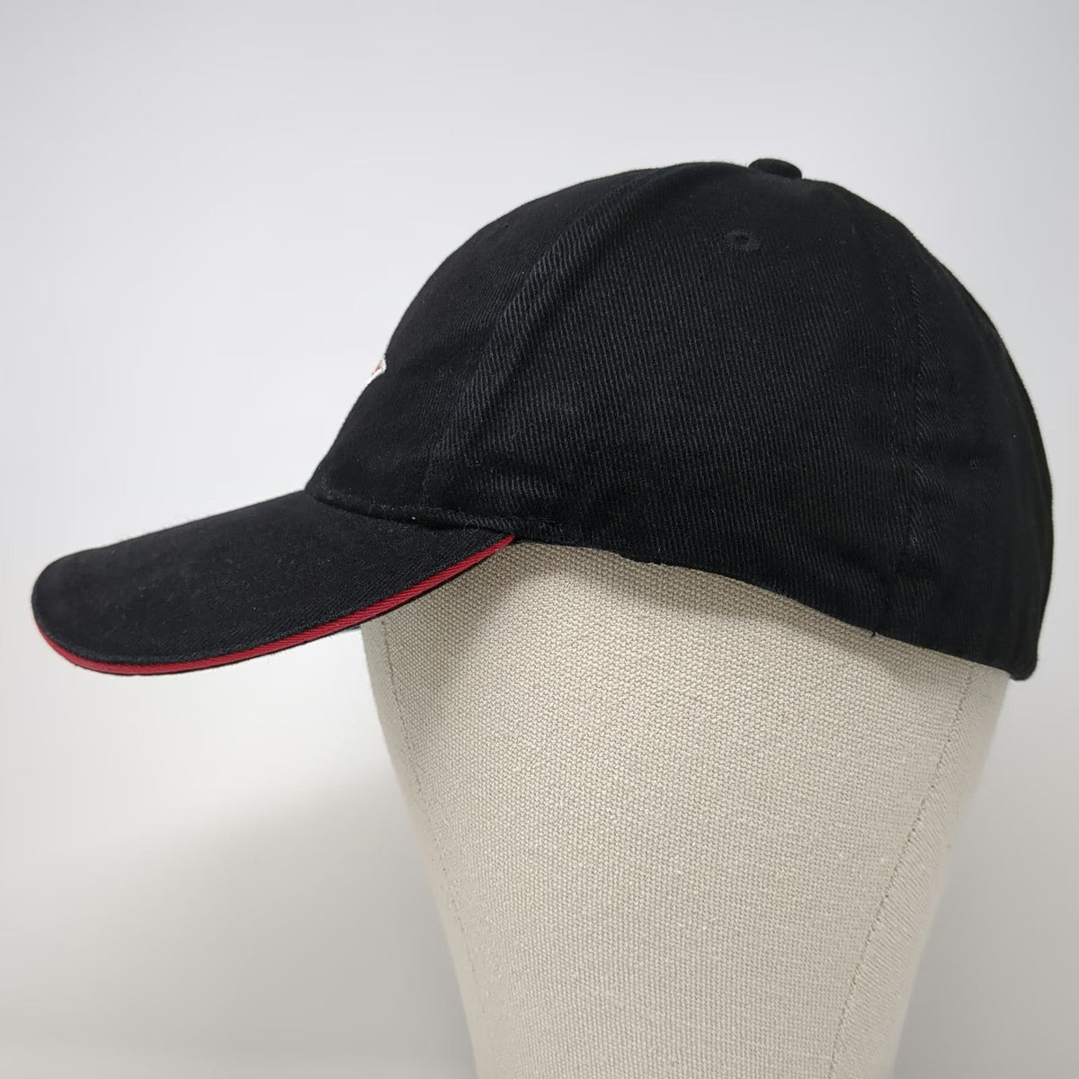 Surfware Baseball Cap Black One Size Maui Hawaii Diamond Logo Red Trim Hat