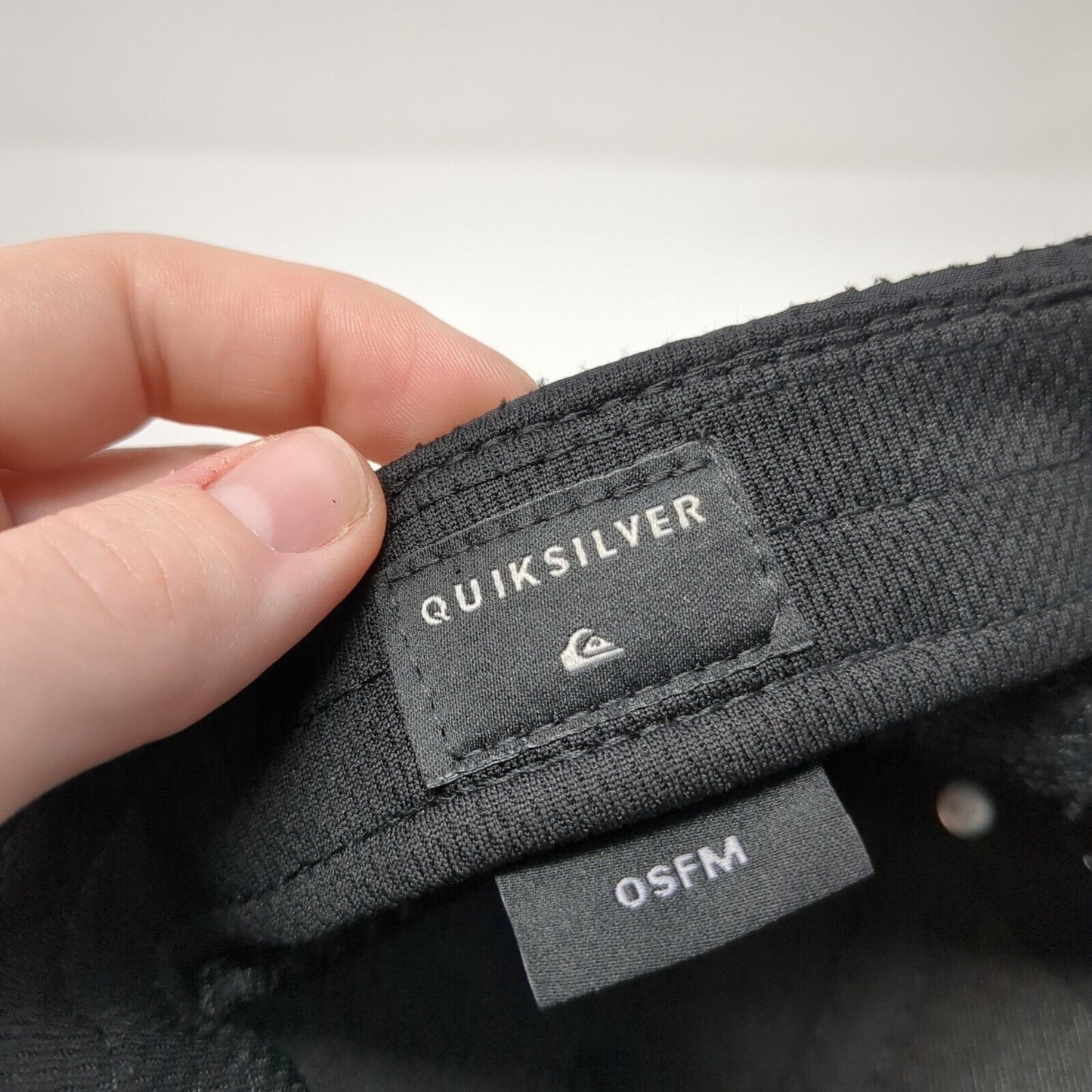 Quiksilver Strapback Hat Black OS Adjustable Lightweight Breathable 6 Panel