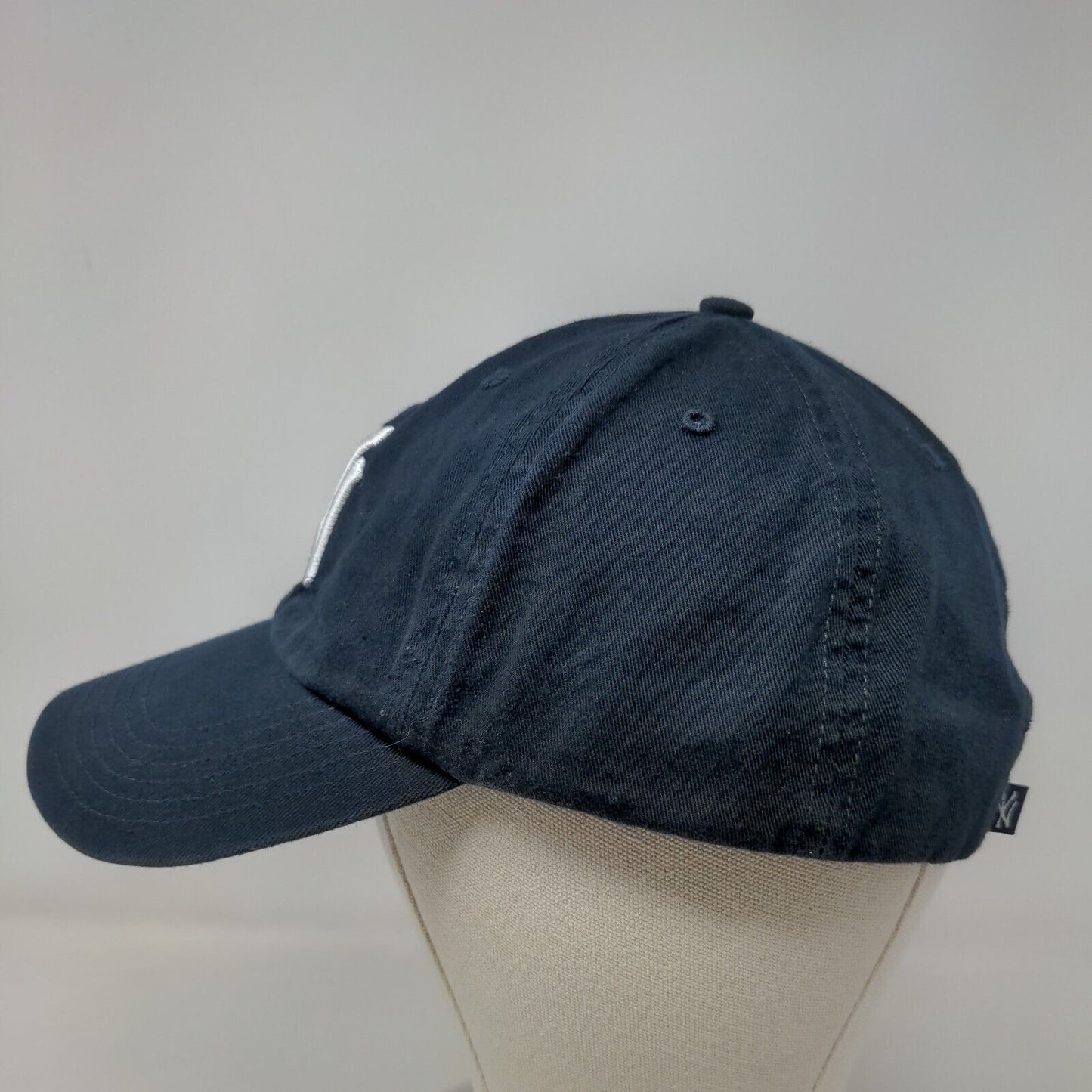 Fan Favorite Men's Slideback Hat Blue OSFA Embroidered New York Yankees Logo