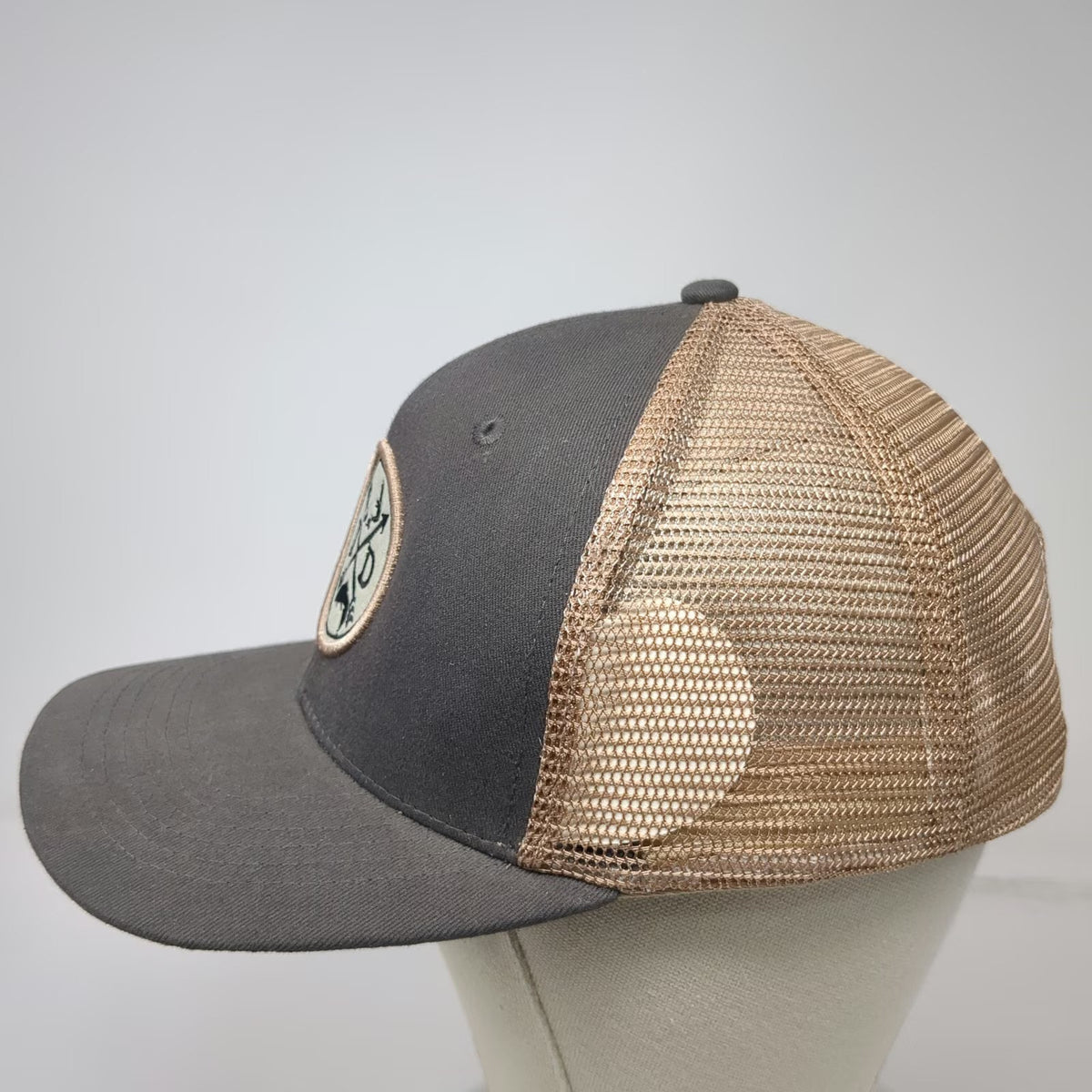 Arcadian Outfitters Gray One Size Trucker Hat Snapback Mesh Patch ID Logo Fish