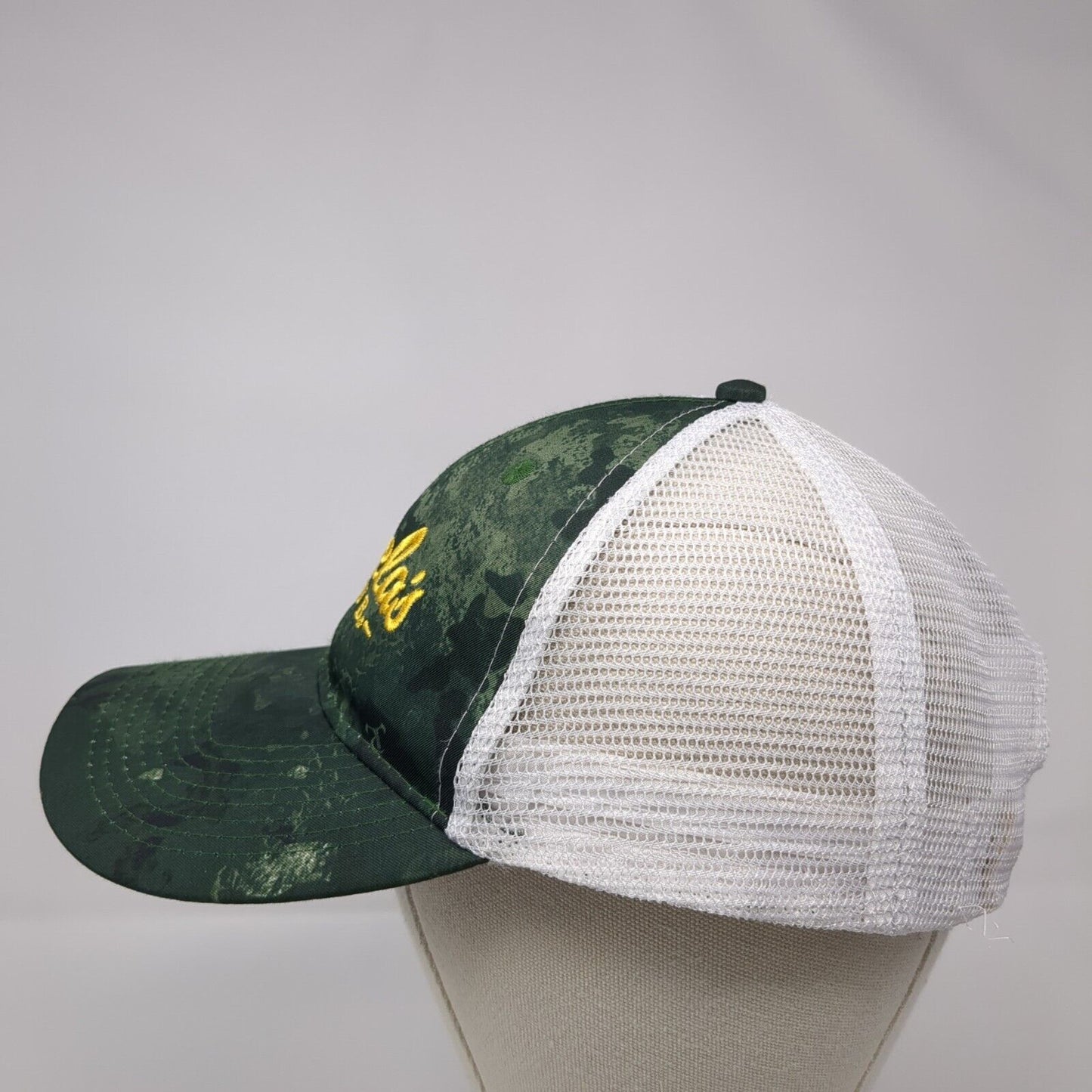 Cabela's Club Snapback Trucker Hat Green One Size Mesh Back Embroidered