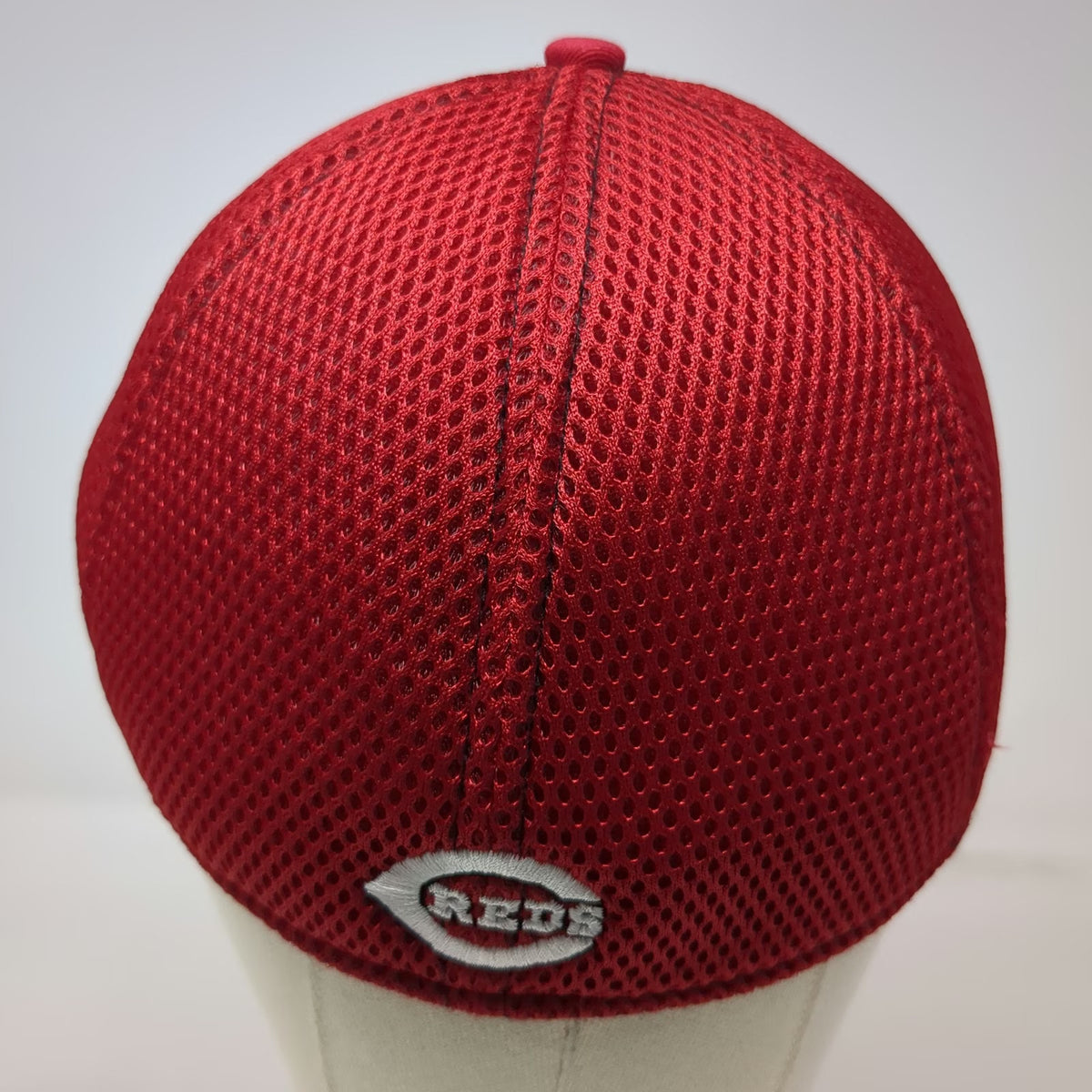 Cincinnati Reds MLB New Era Baseball Cap Red L 39THIRTY Stretch Fit Mesh Hat