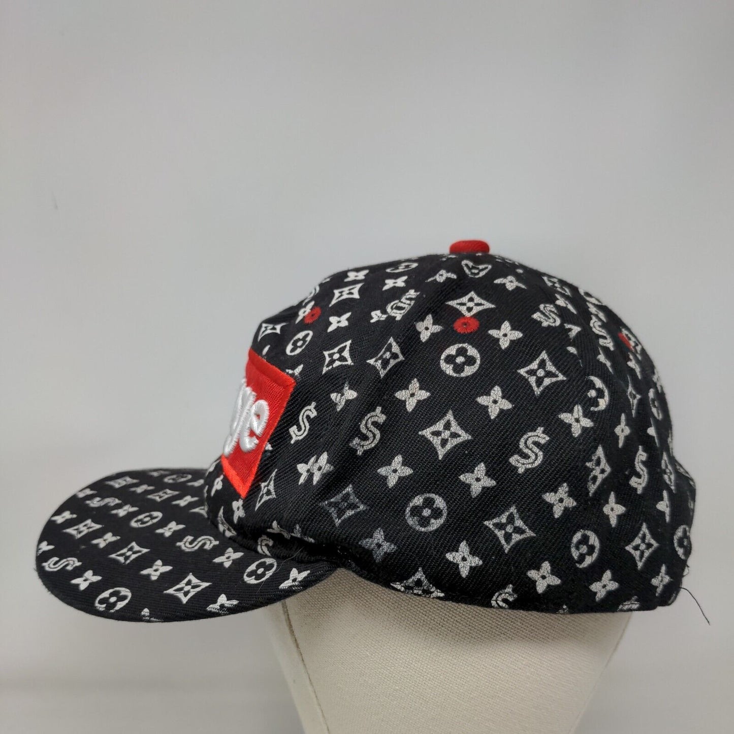 Savage Snapback Hat Black OSFM Adjustable Embroidered Malaki Fits Like A Crown