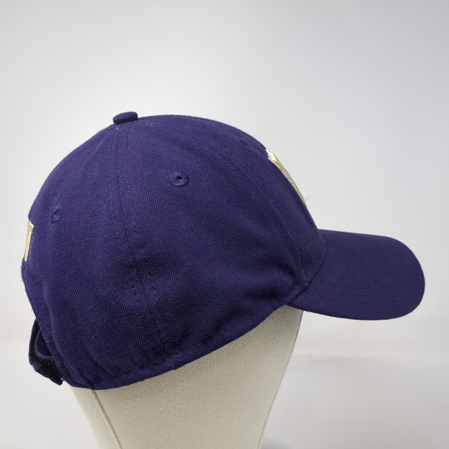 New Era Washington Huskies NCAA Cap Purple One Size Strapback 9FORTY Logo Hat