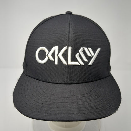 Oakley Snapback Hat Black One Size Adjustable Embroidered Laser Cut