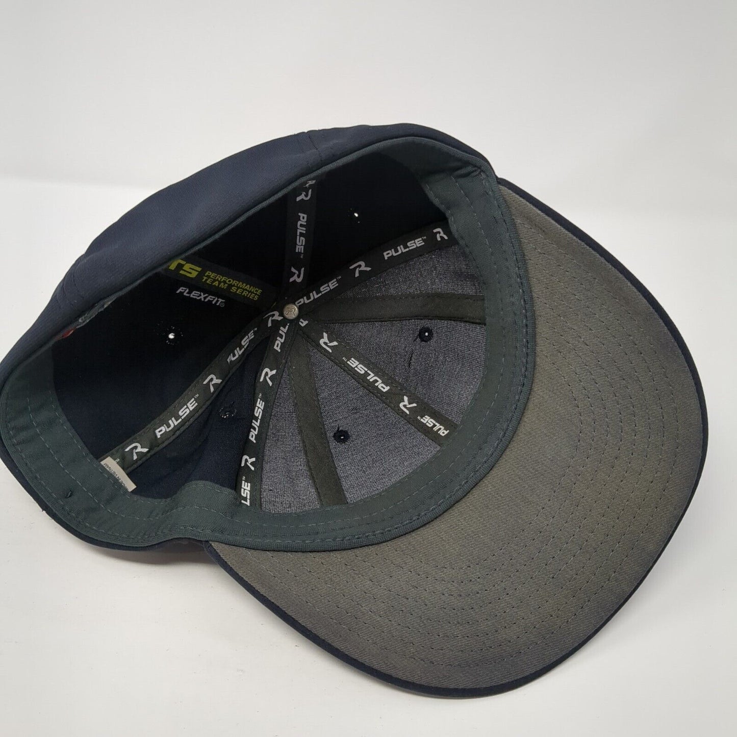 Richardson Fitted Hat Black L/XL Flexfit Breathable PTS Series Pulse Blank