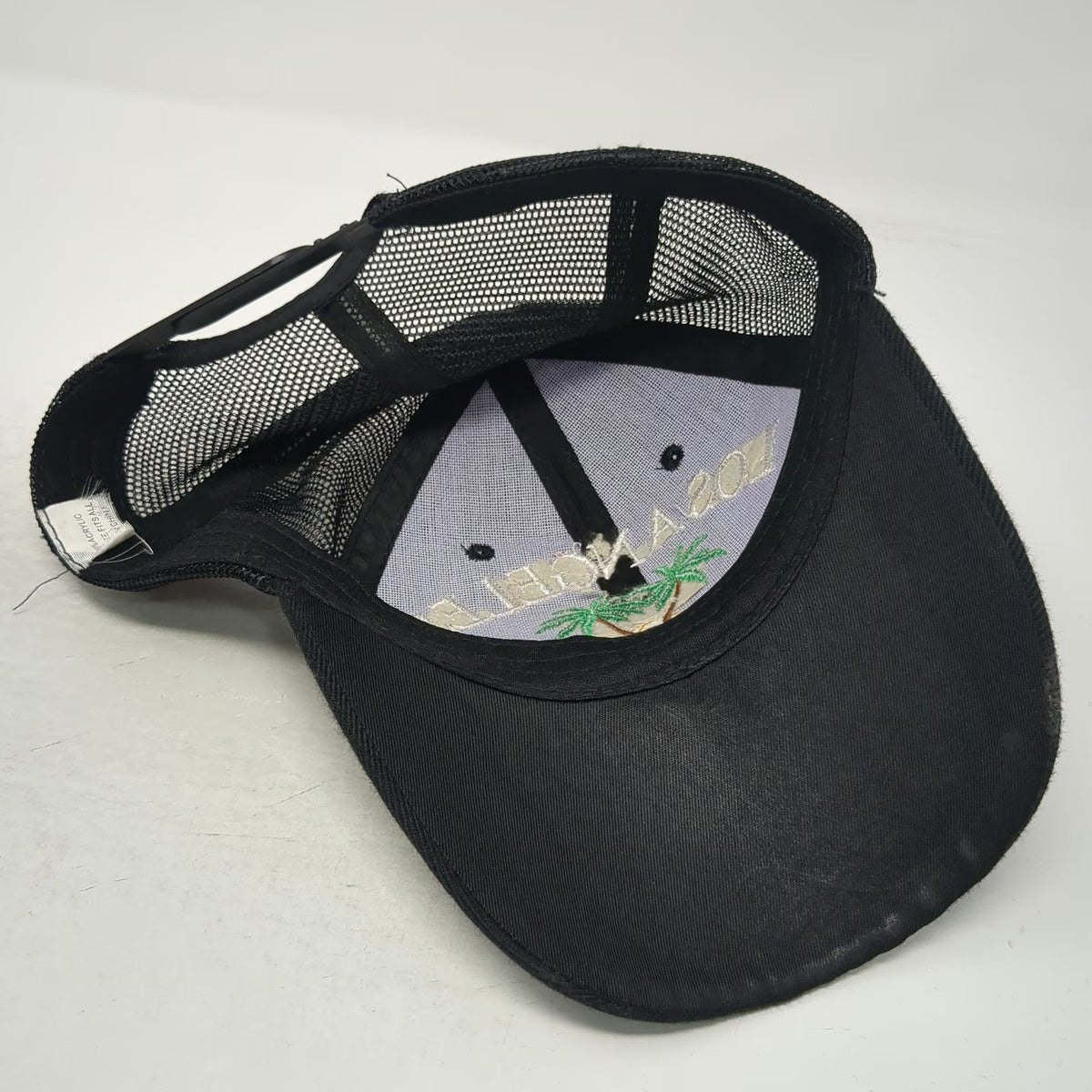 Trucker Hat Black One Size Mesh Back Snapback Los Angeles Palm Tree Embroidery