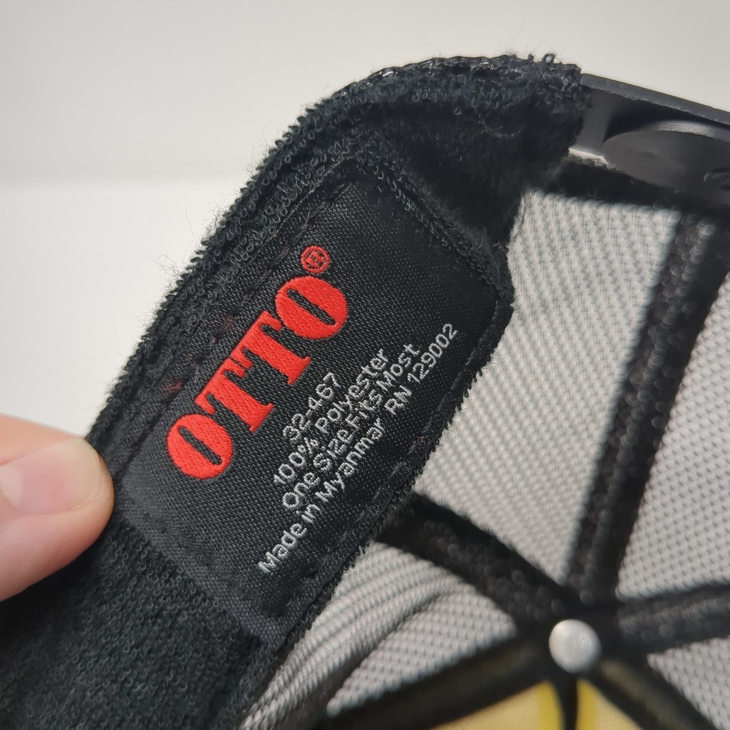 Swiftie Snapback Trucker Hat Black One Size Adjustable Mesh Back 6 Panel Otto