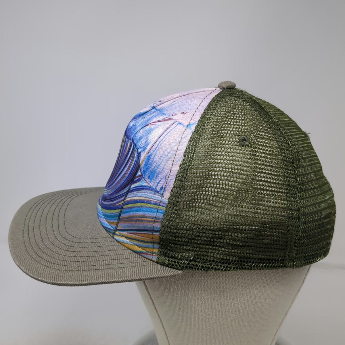 Art and Surf Tyler Rock Trucker Hat Green Gray One Size Wave Graphic Mesh Back