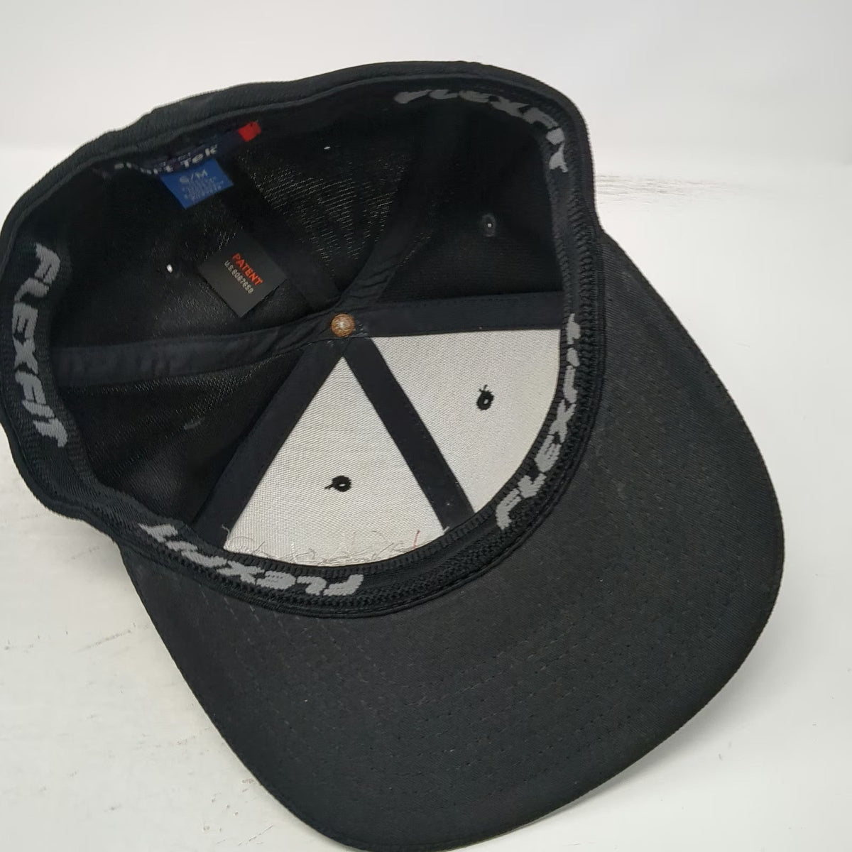 Sport-Tek Baseball Cap Black White Red Gray M Flexfit Elastic Performance hat