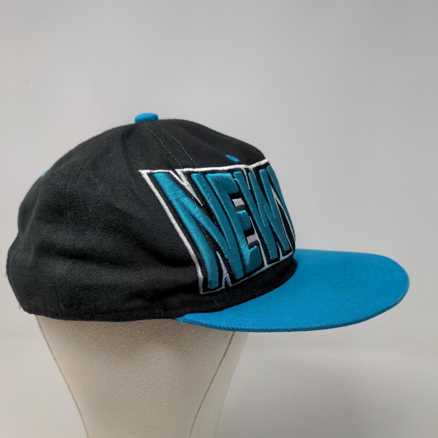 City Hunter Men's Snapback Hat Blue Black Adjustable New York Embroidered Logo