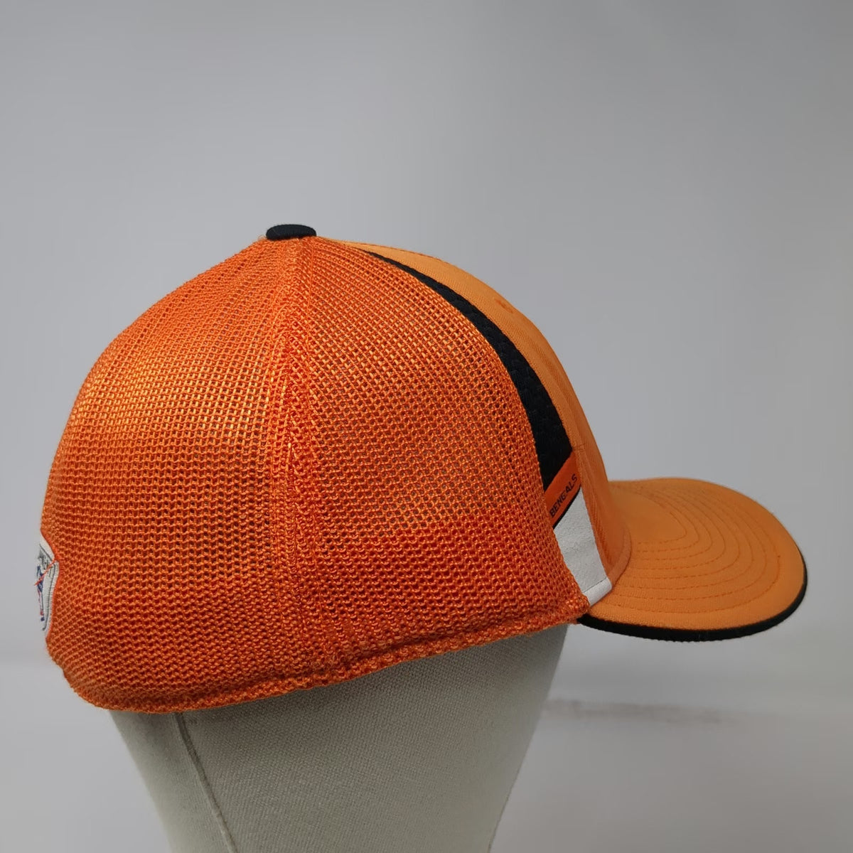Cincinnati Bengals NFL Reebok Cap Orange XL Mesh Stretch Fit Curved Brim Hat