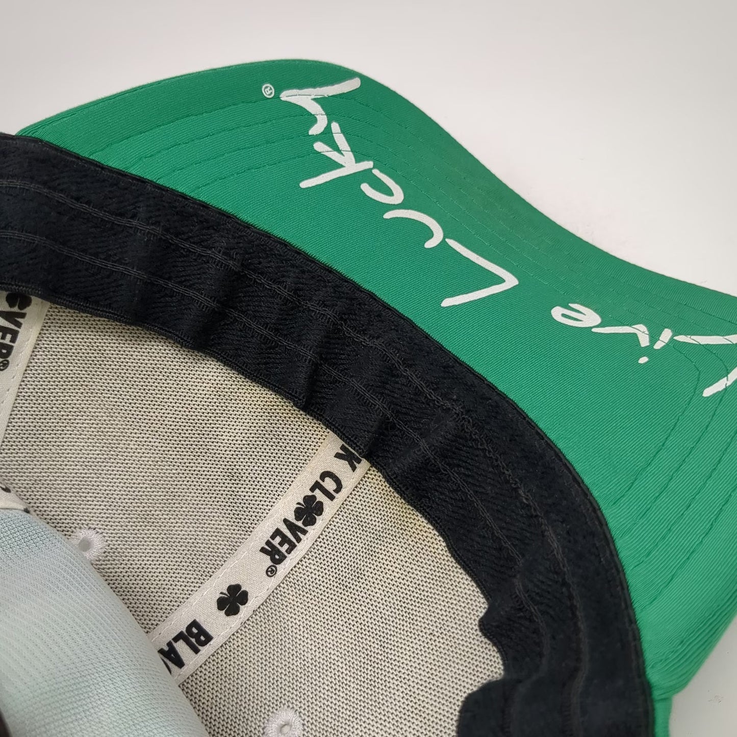 Black Clover Baseball Cap Green M Live Lucky Four Leaf Clover Stretch Fit Hat