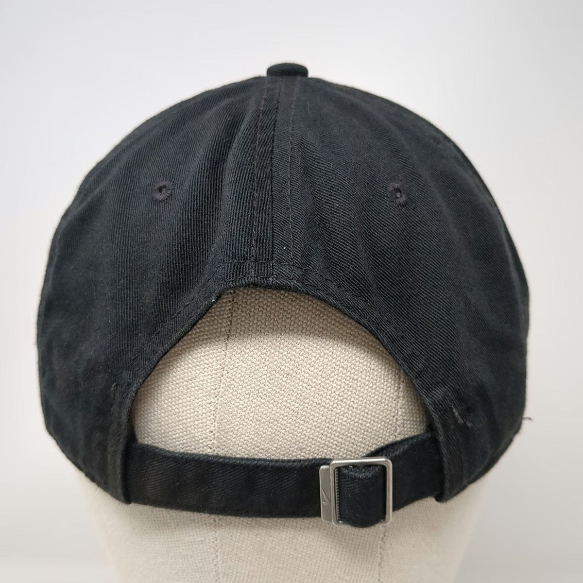 Nike Baseball Cap Black OSFM Letter B Embroidered Slideback Hat Cotton Swoosh