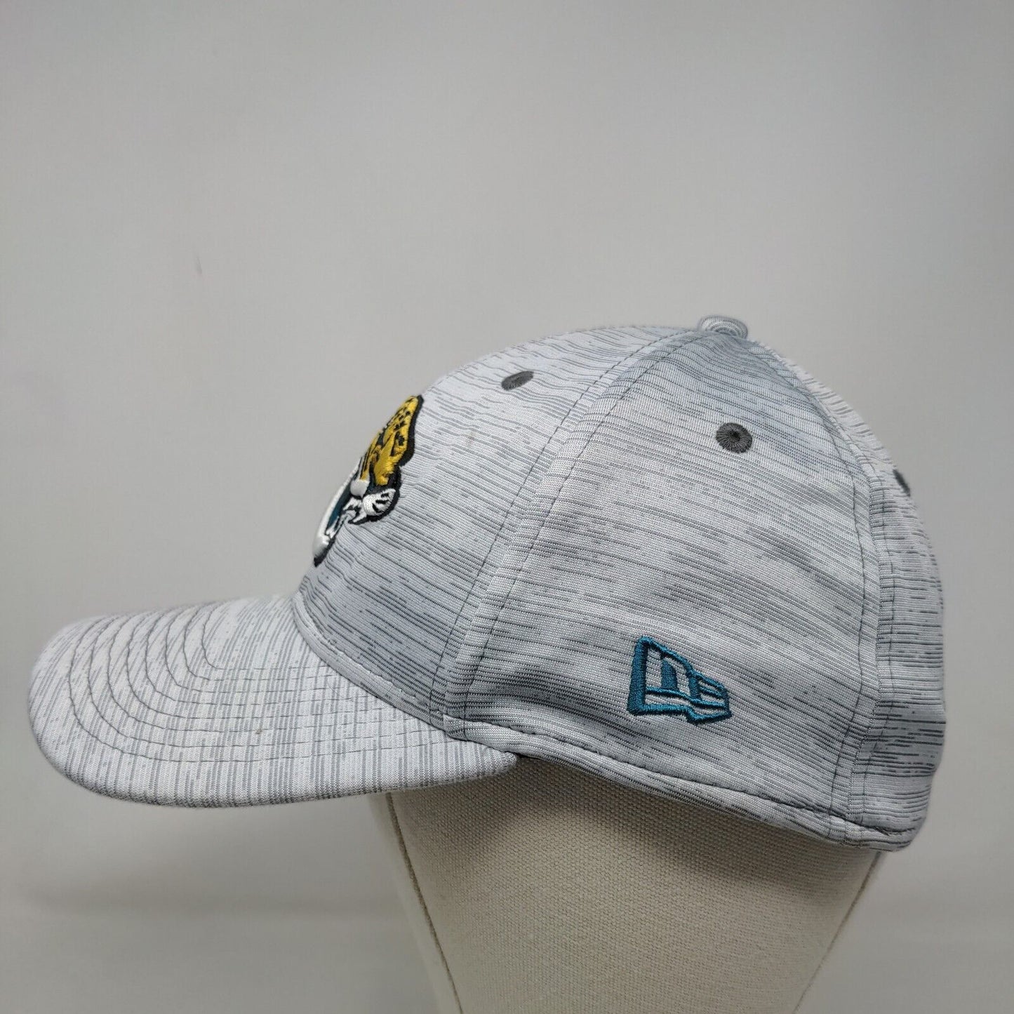 New Era Men's Fitted 39Thirty Hat Gray M-L Jacksonville Jaguars NFL Logo