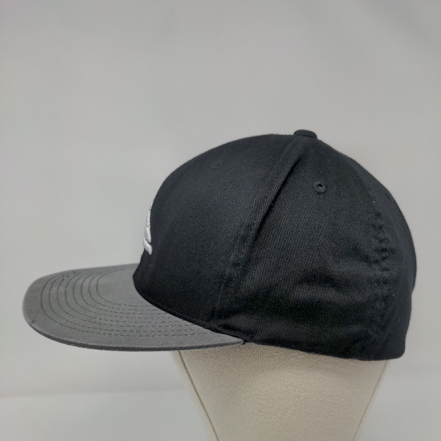 Quiksliver Fitted Hat Black Large/XL Embroidered Flexfit Colorblock