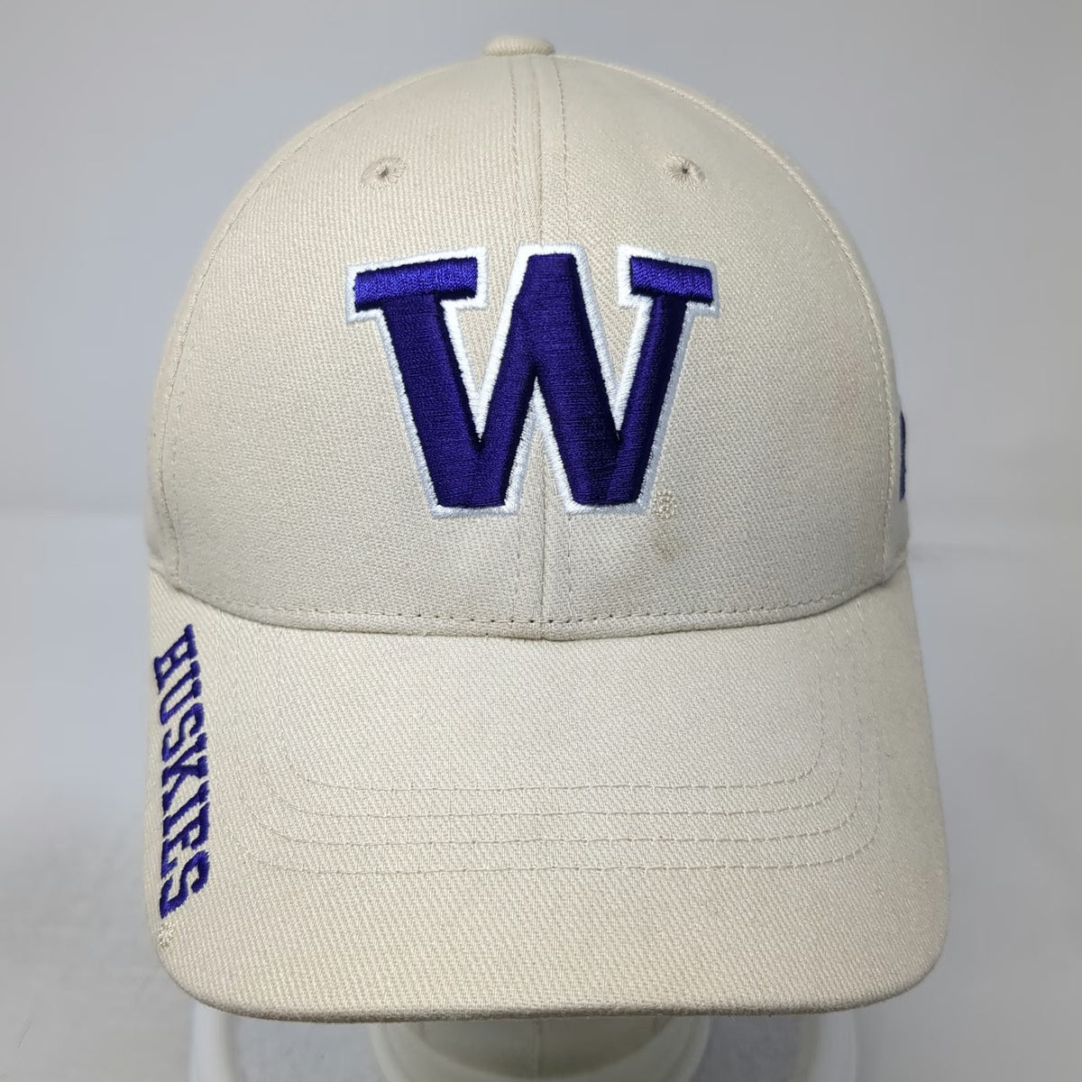 Washington Huskies NCAA Russell Beige One Size Embroidered Logo Strapback Hat